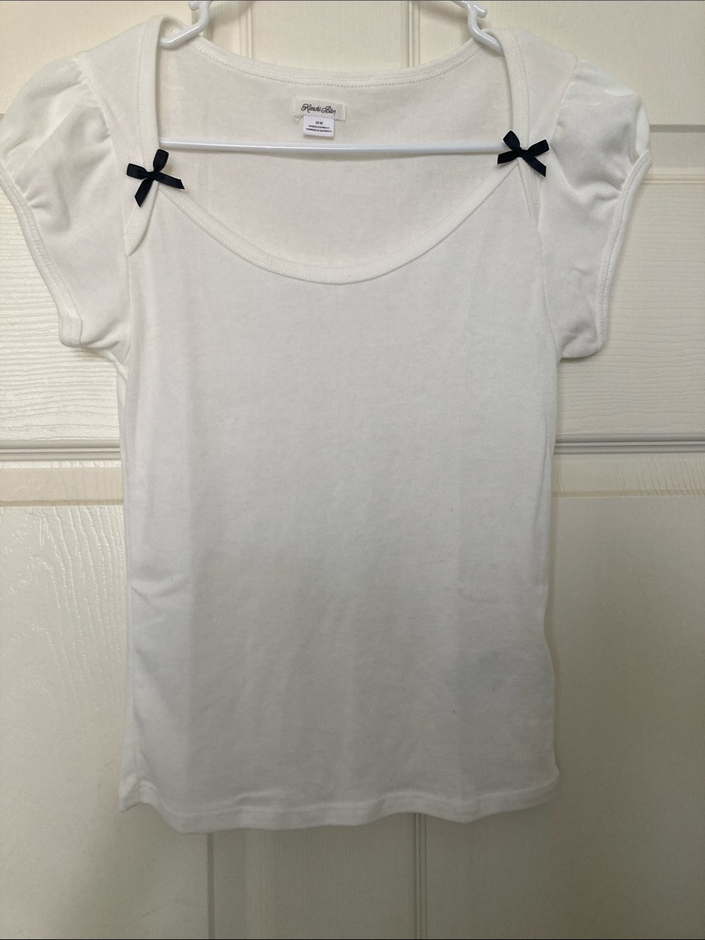 Kimchi Blue White Short-Sleeve Scoop Neck Top with Black Bow Details